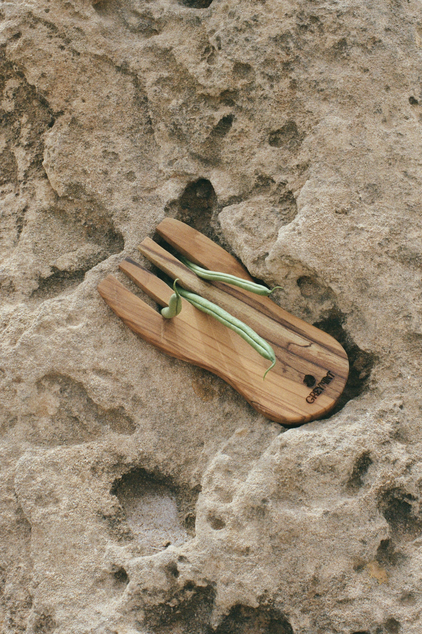 YAYA Olive Wood Salad Tossers