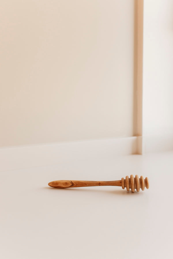YAYA Olive Wood Honey Drizzler