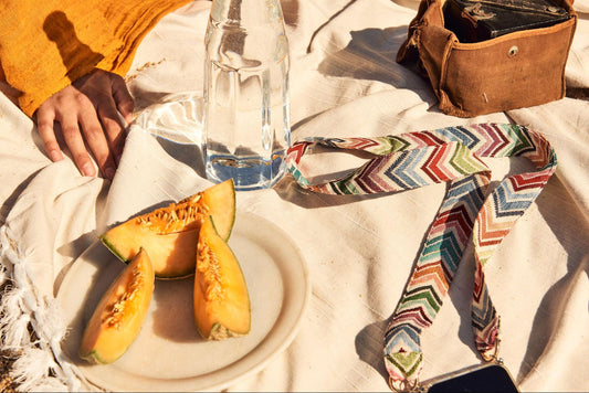 Distrito Moda Highlights GREYMINT’s Mediterranean-Inspired Phone Straps