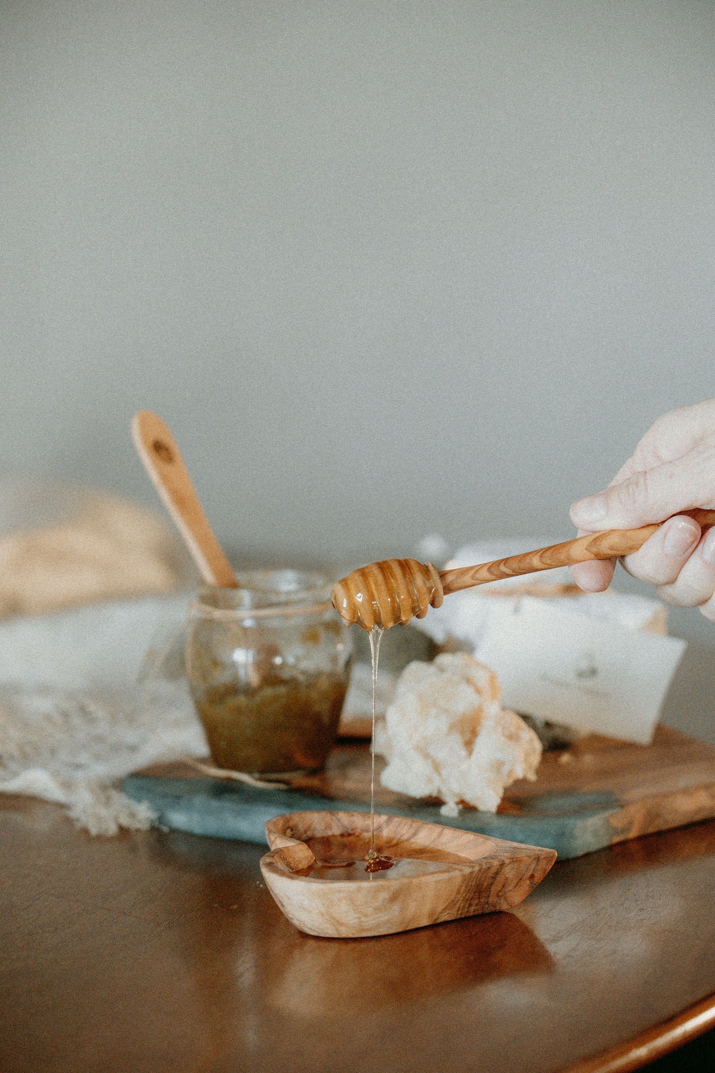 YAYA Olive Wood Honey Drizzler