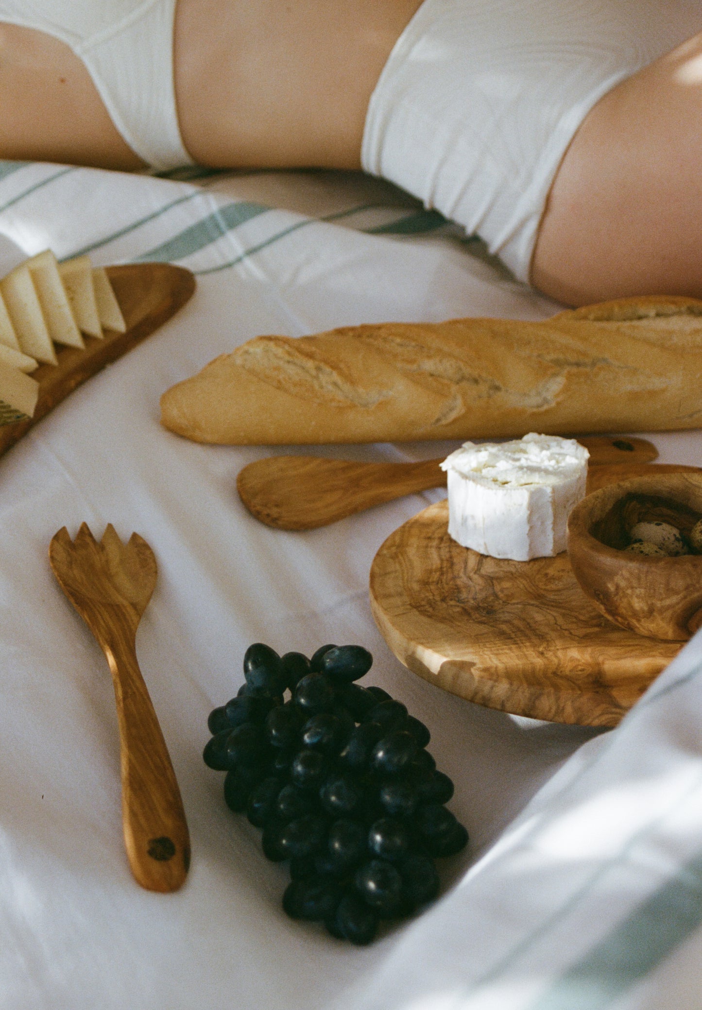 Juego servidor de ensalada en madera de olivo YAYA