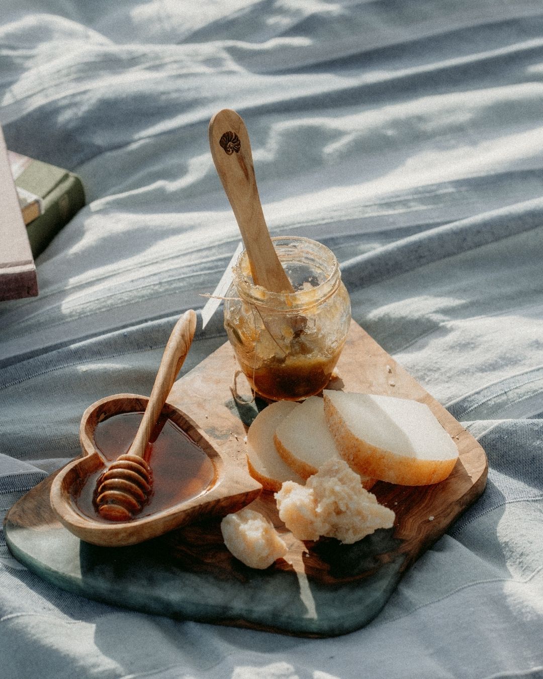 YAYA Olive Wood Honey Drizzler