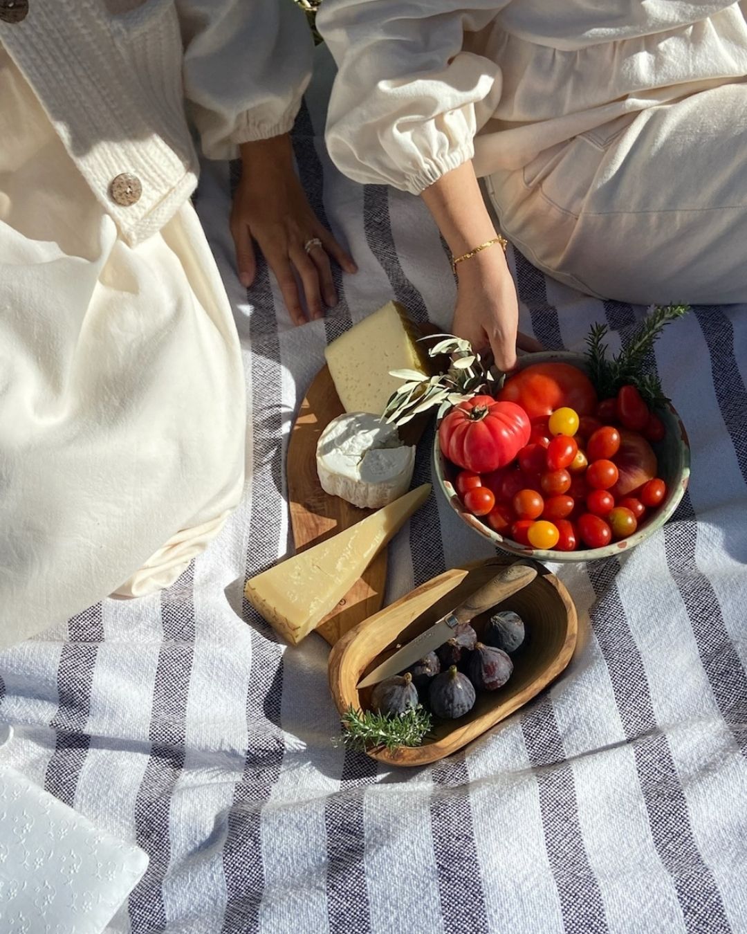 Cuenco rústico de madera de olivo YAYA